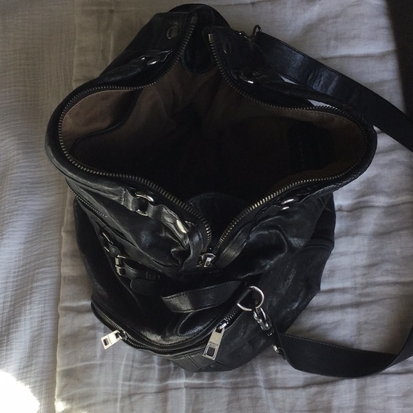 Leather bag - Picture 3 of 3